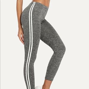 Elastic waist leggings